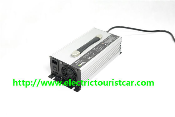 การชาร์จที่รวดเร็ว 25A เครื่องชาร์จแบตเตอรี่รถยนต์ไฟฟ้า 48V วัสดุอลูมิเนียม