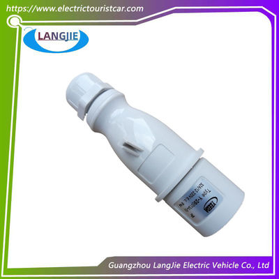 เครื่องเชื่อมไฟฟ้า สตานด์พล็อก Y-20 013A-6 IP44 2P สําหรับรถกอล์ฟมาร์เชลล์ และรถบัสทัวร์