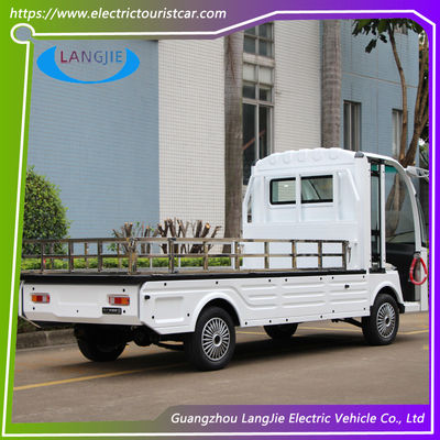 2 ที่นั่งกอล์ฟรถขาว 72V AC มอเตอร์รถกระเป๋าเดินทางไฟฟ้าสําหรับโรงแรม รีสอร์ทโรงงาน