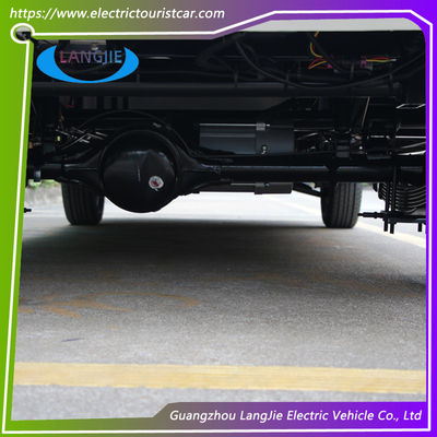 2 ที่นั่ง รถขนส่งไฟฟ้า มอเตอร์ AC 72V 8 ~ 10 ชั่วโมง เวลาการชาร์จใหม่สําหรับการจอดรถ